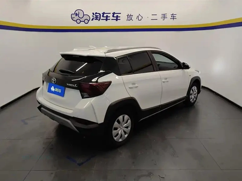 TOYOTA YARIS L DAZZLING