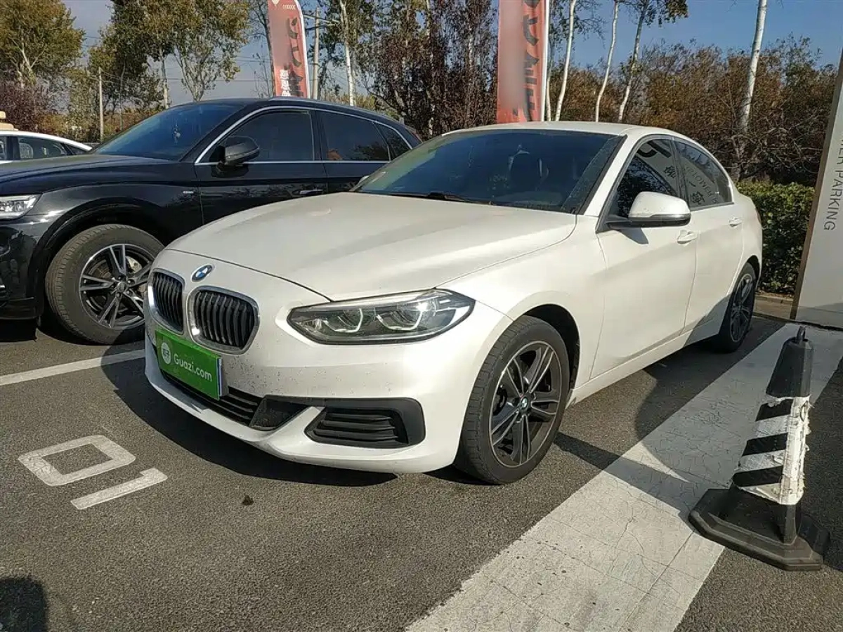 BMW 1-SERIES