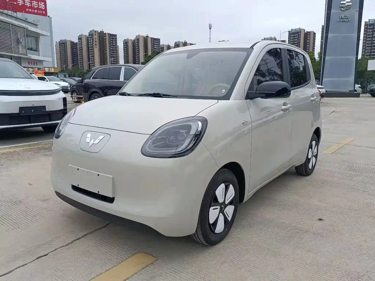 SGMW HONGGUANG MINIEV  2025