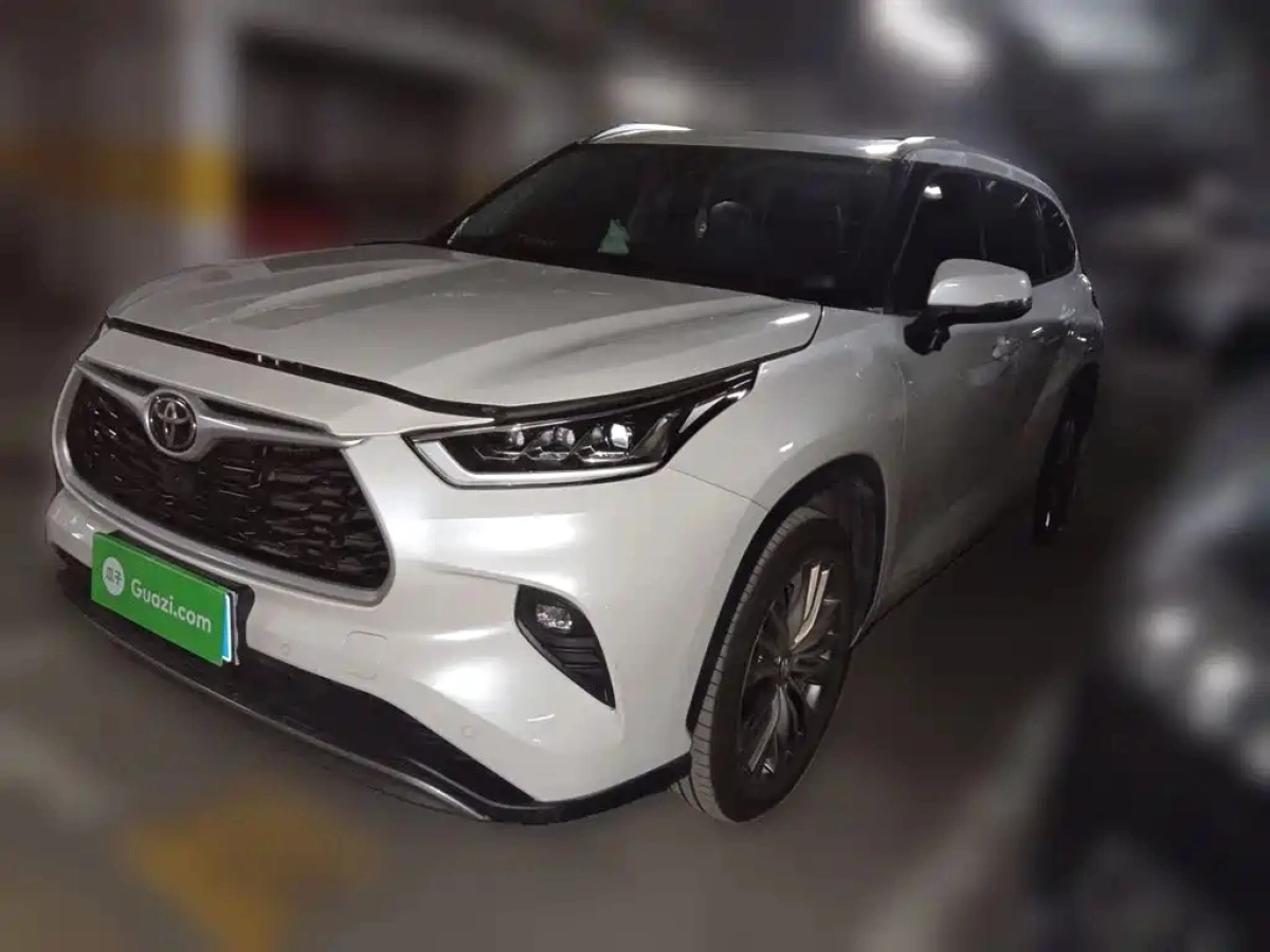 TOYOTA HIGHLANDER  2024