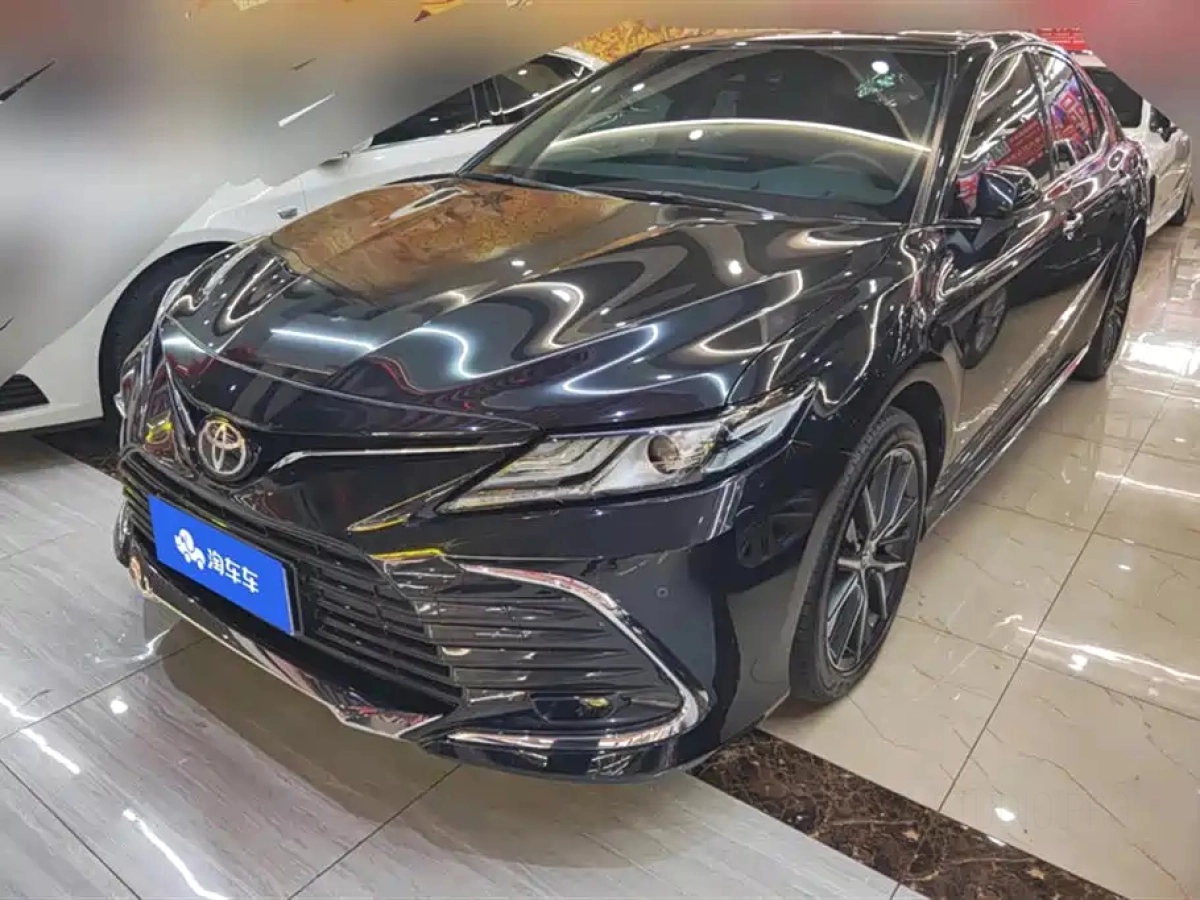 TOYOTA CAMRY  2023