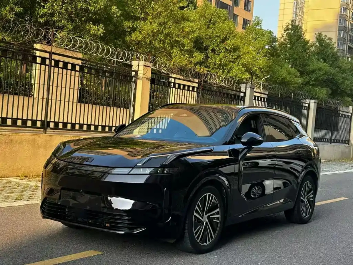 LYNK&CO 08 NEW ENERGY