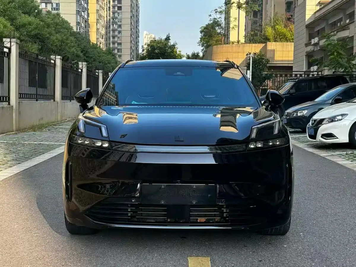 LYNK&CO 08 NEW ENERGY