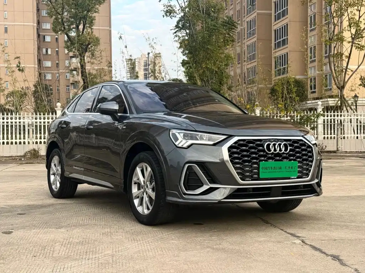 AUDI Q3 SPORTBACK