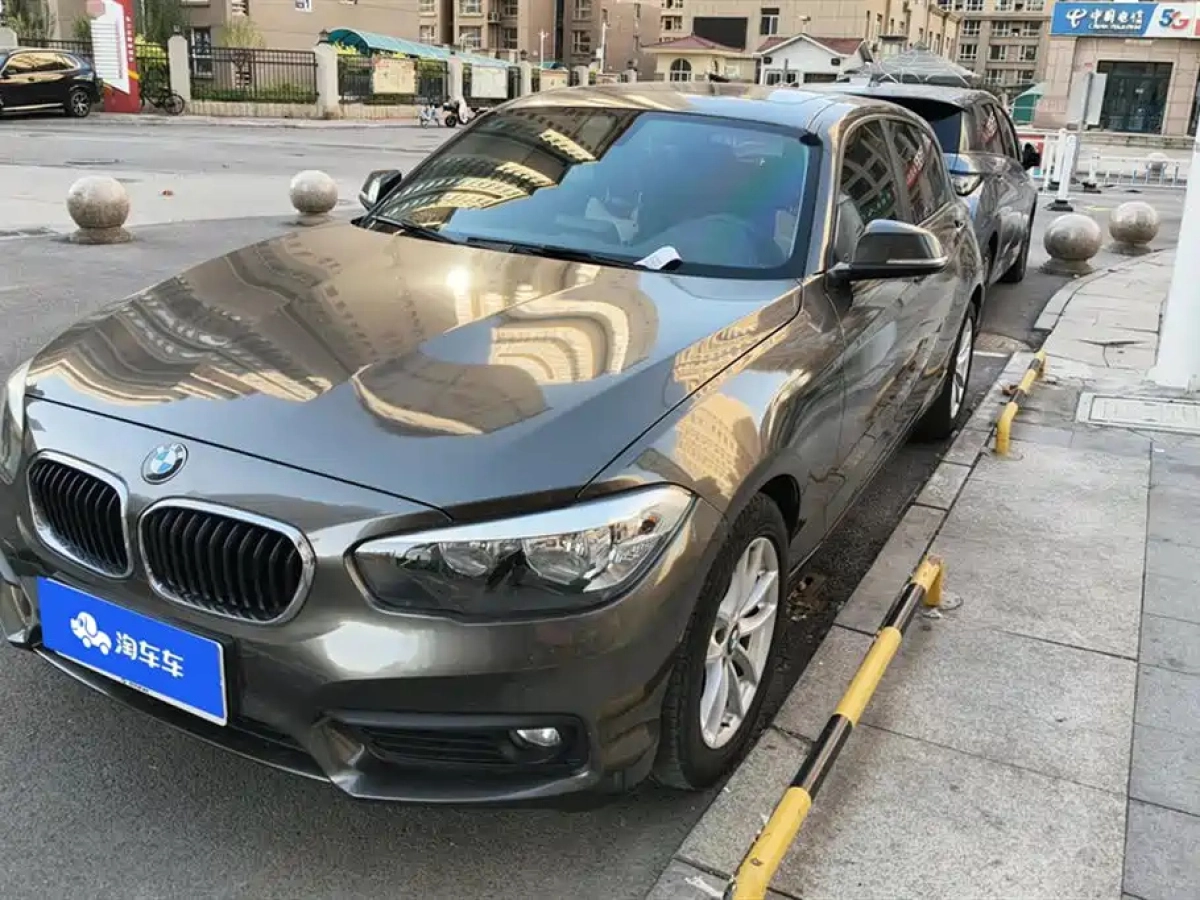 BMW 1-SERIES IMPORT  2019