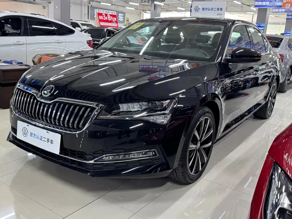 SKODA SUPERB  2024