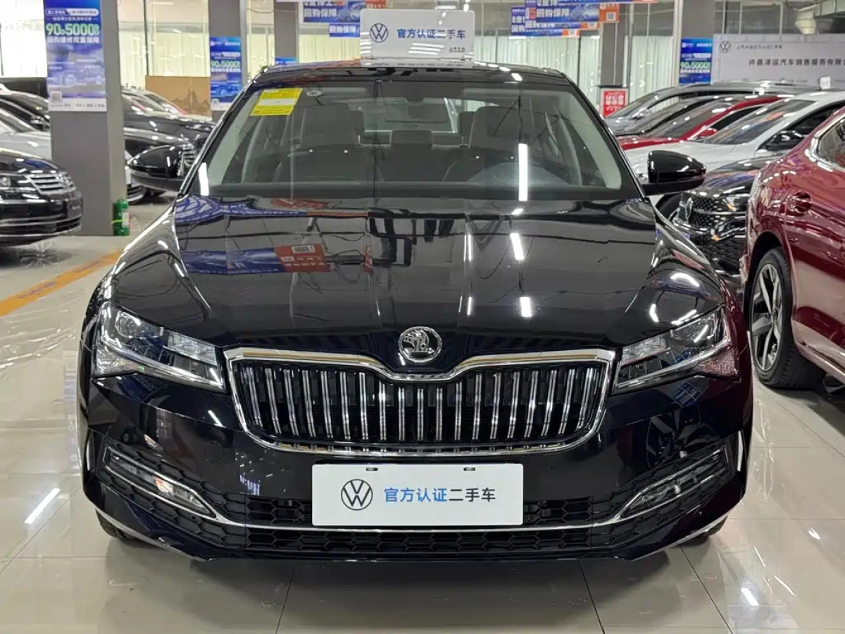 SKODA SUPERB