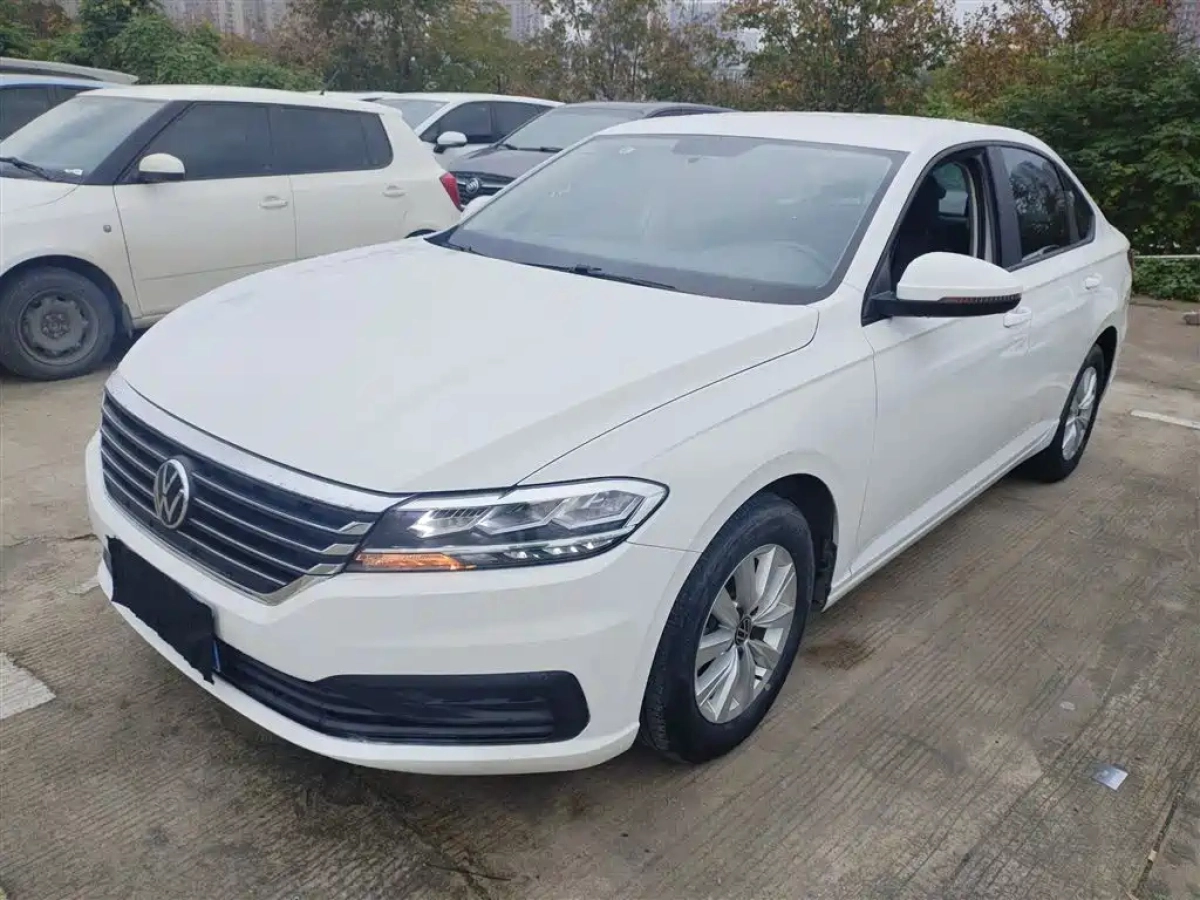 VOLKSWAGEN LAVIDA  2022