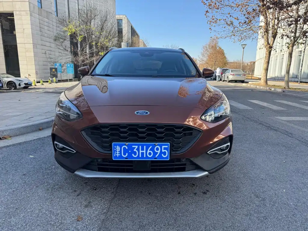 FORD FOCUS ACTIVE