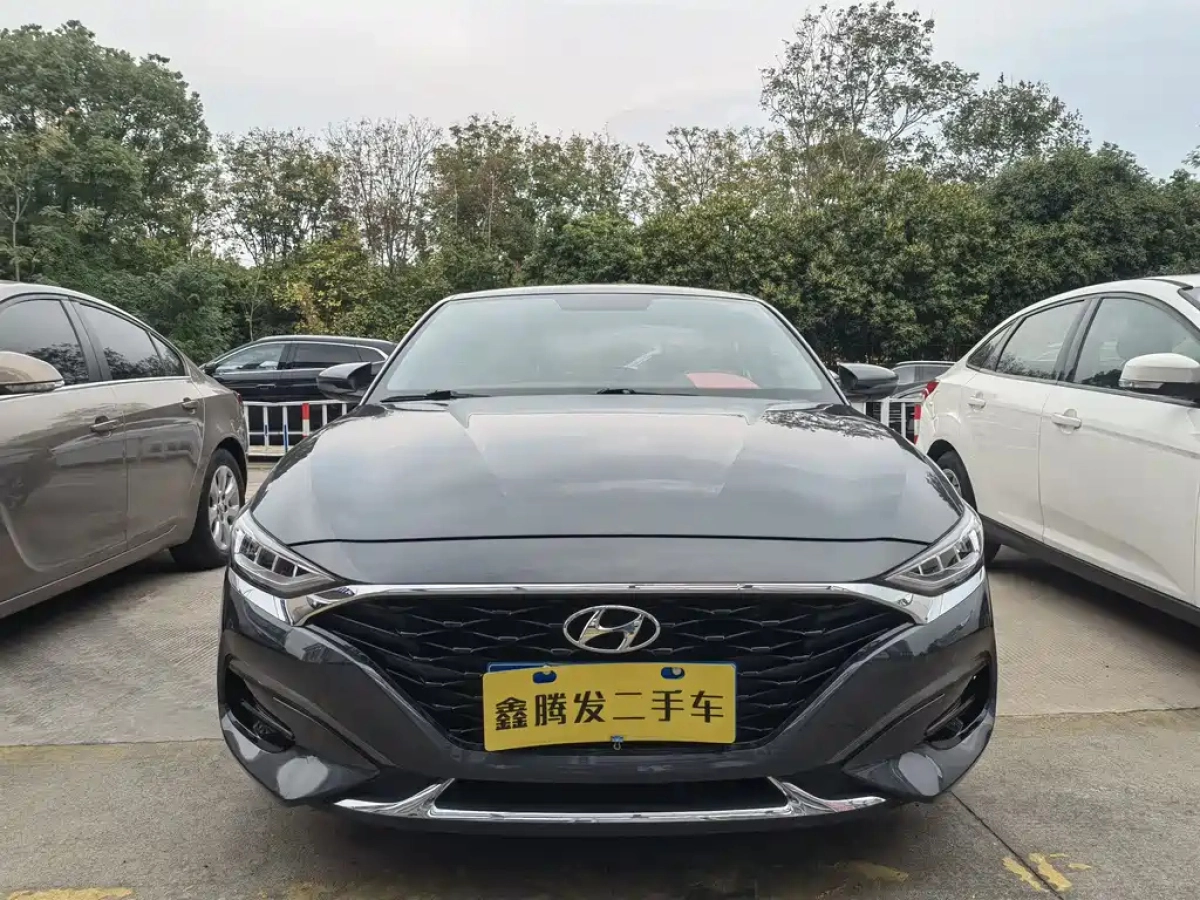 HYUNDAI LAFESTA