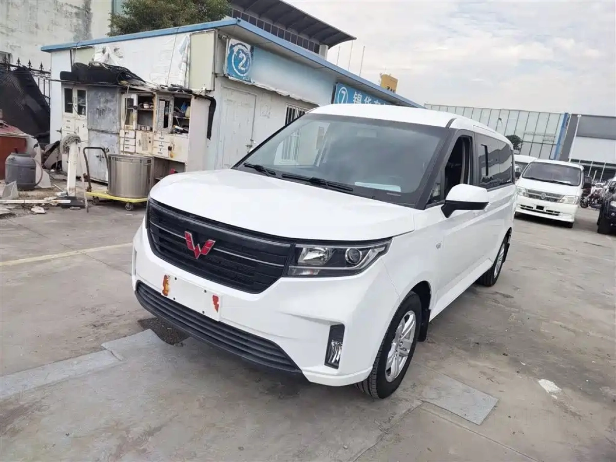 SGMW WULING JOURNEY  2023