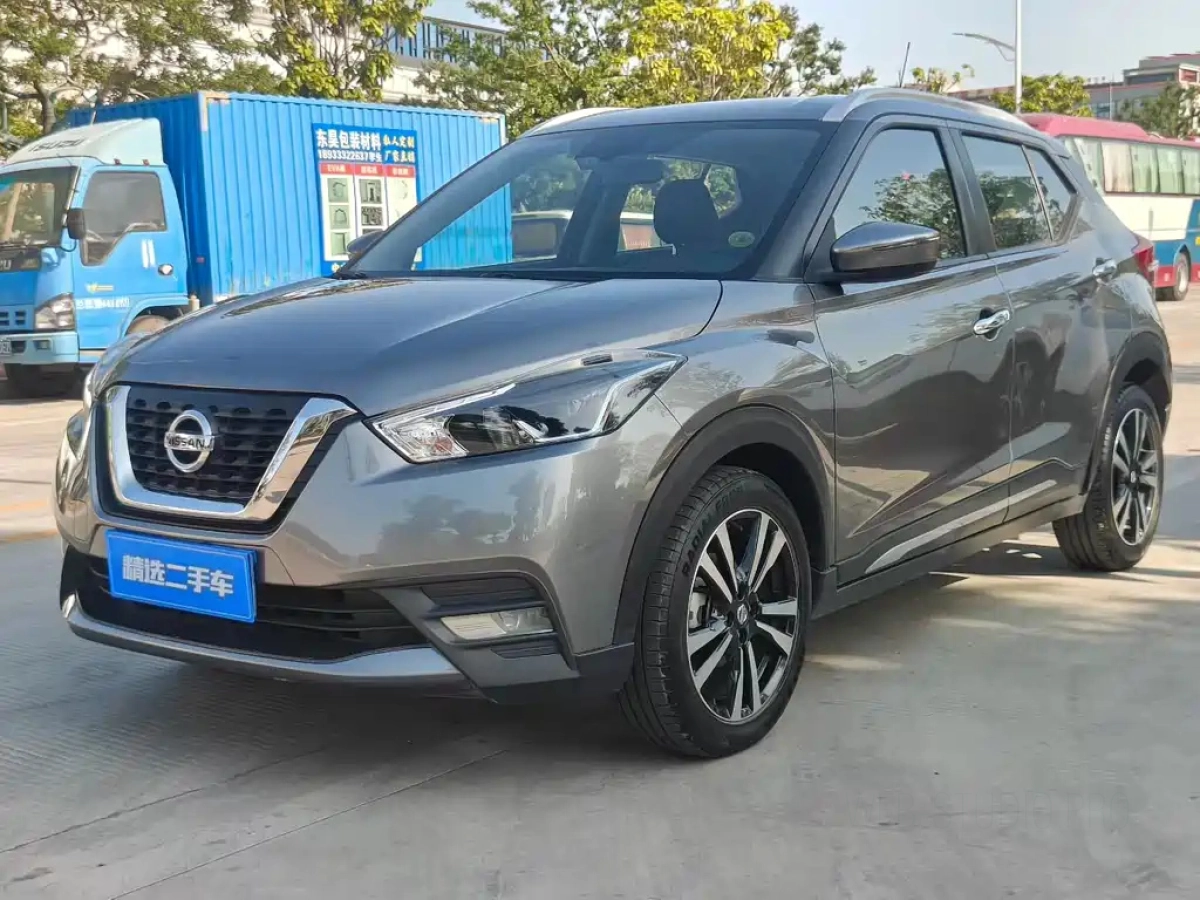 NISSAN KICKS  2021