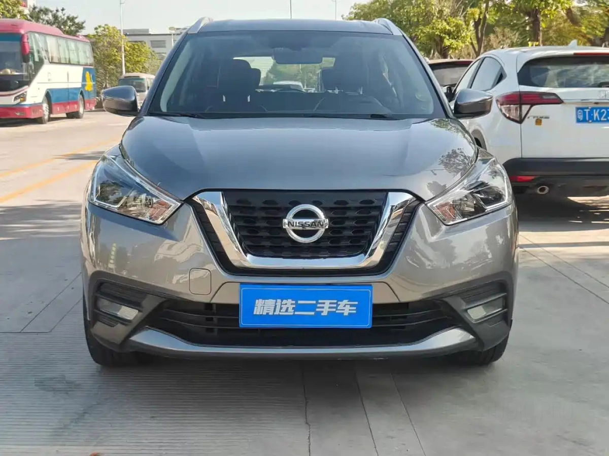 NISSAN KICKS