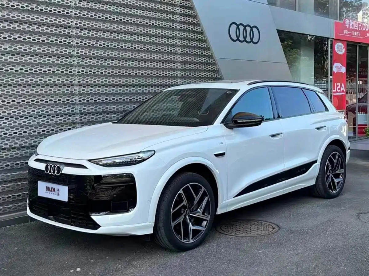 AUDI Q6L E-TRON  2025