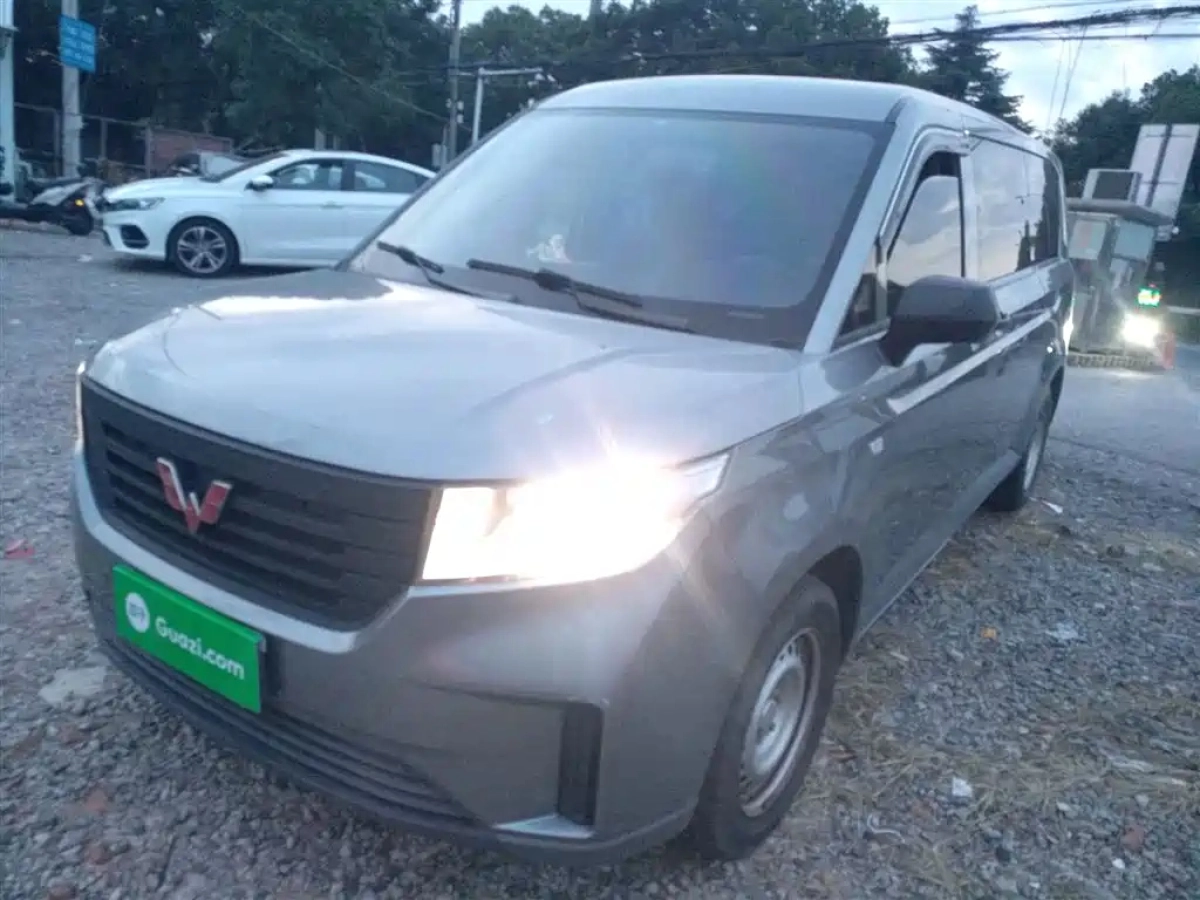 SGMW WULING JOURNEY  2023
