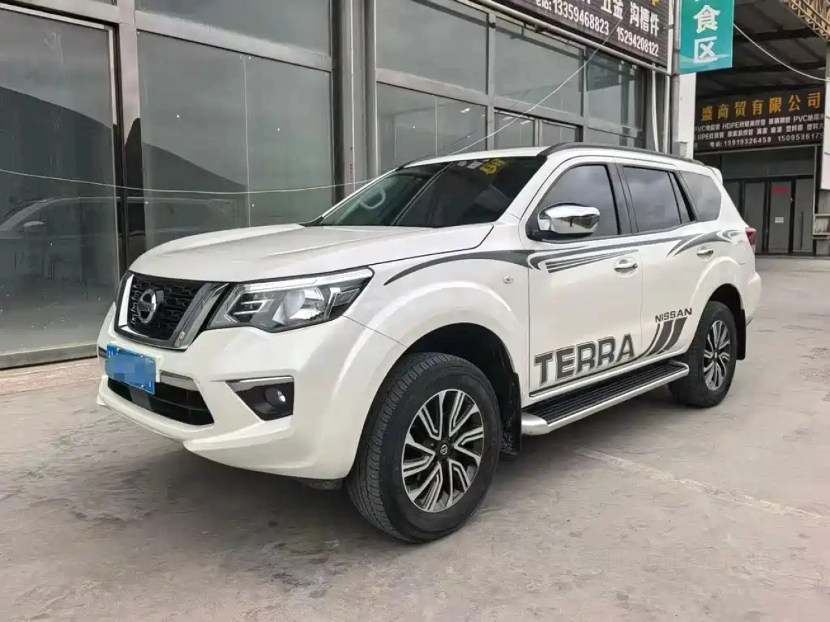 NISSAN TERRA  2023