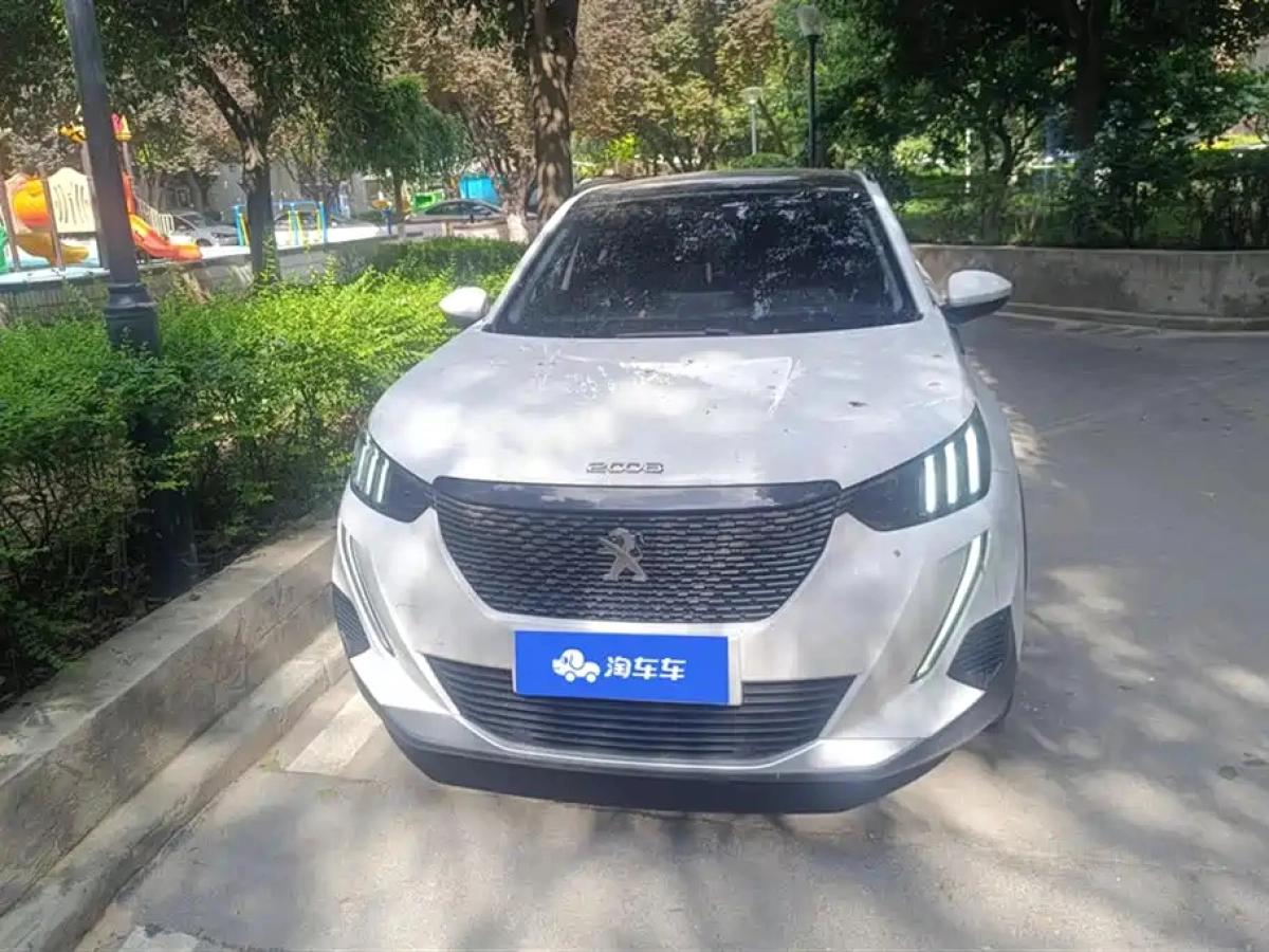 PEUGEOT 2008