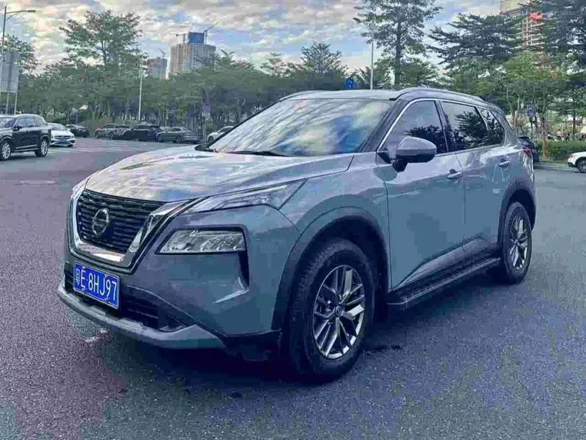 NISSAN X-TRAIL