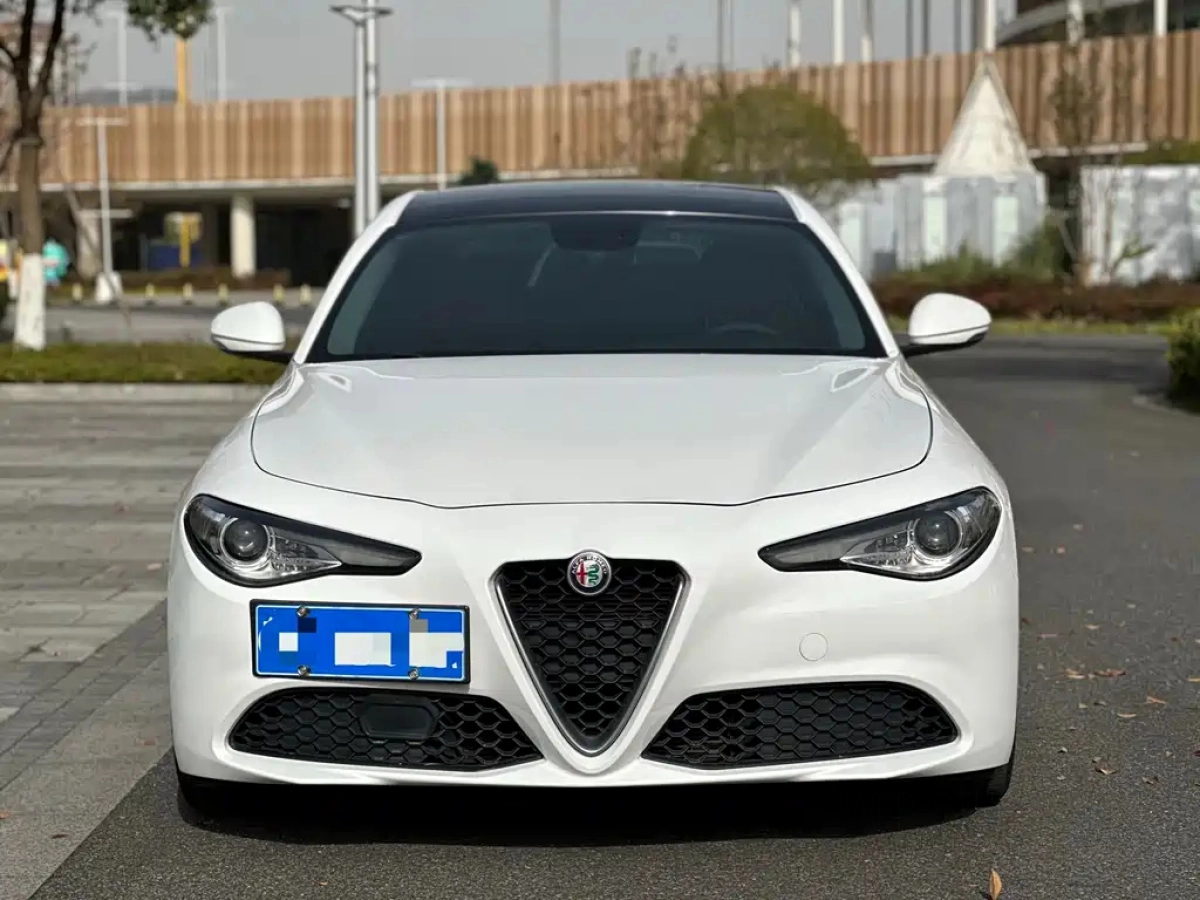 ALFAROMEO GIULIA