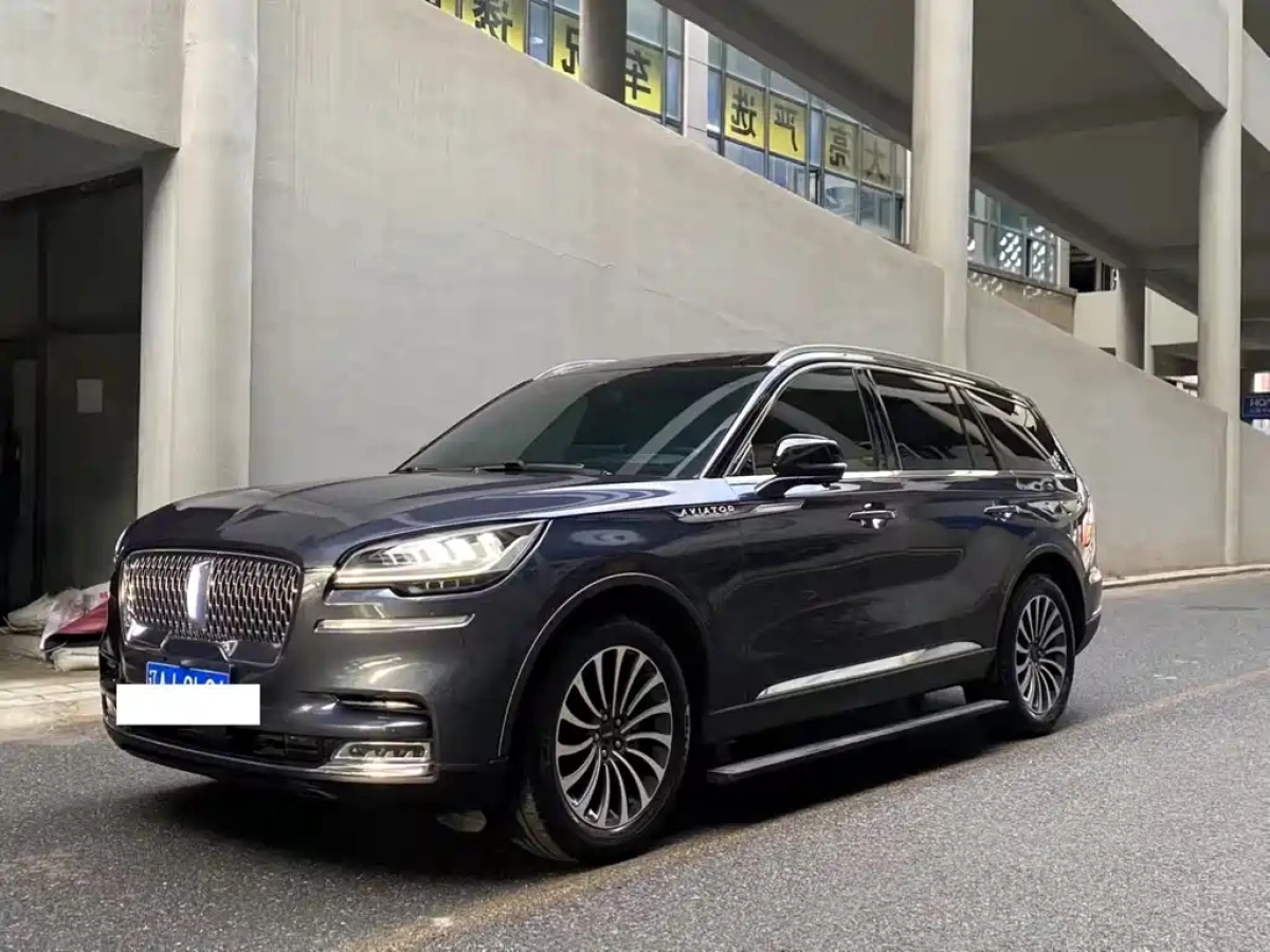 LINCOLN AVIATOR  2021