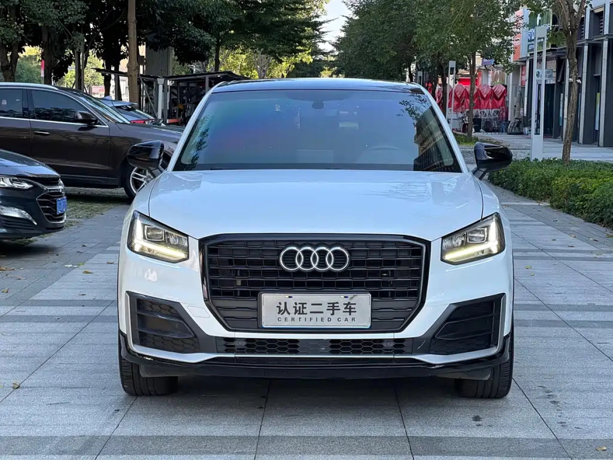 AUDI Q2L