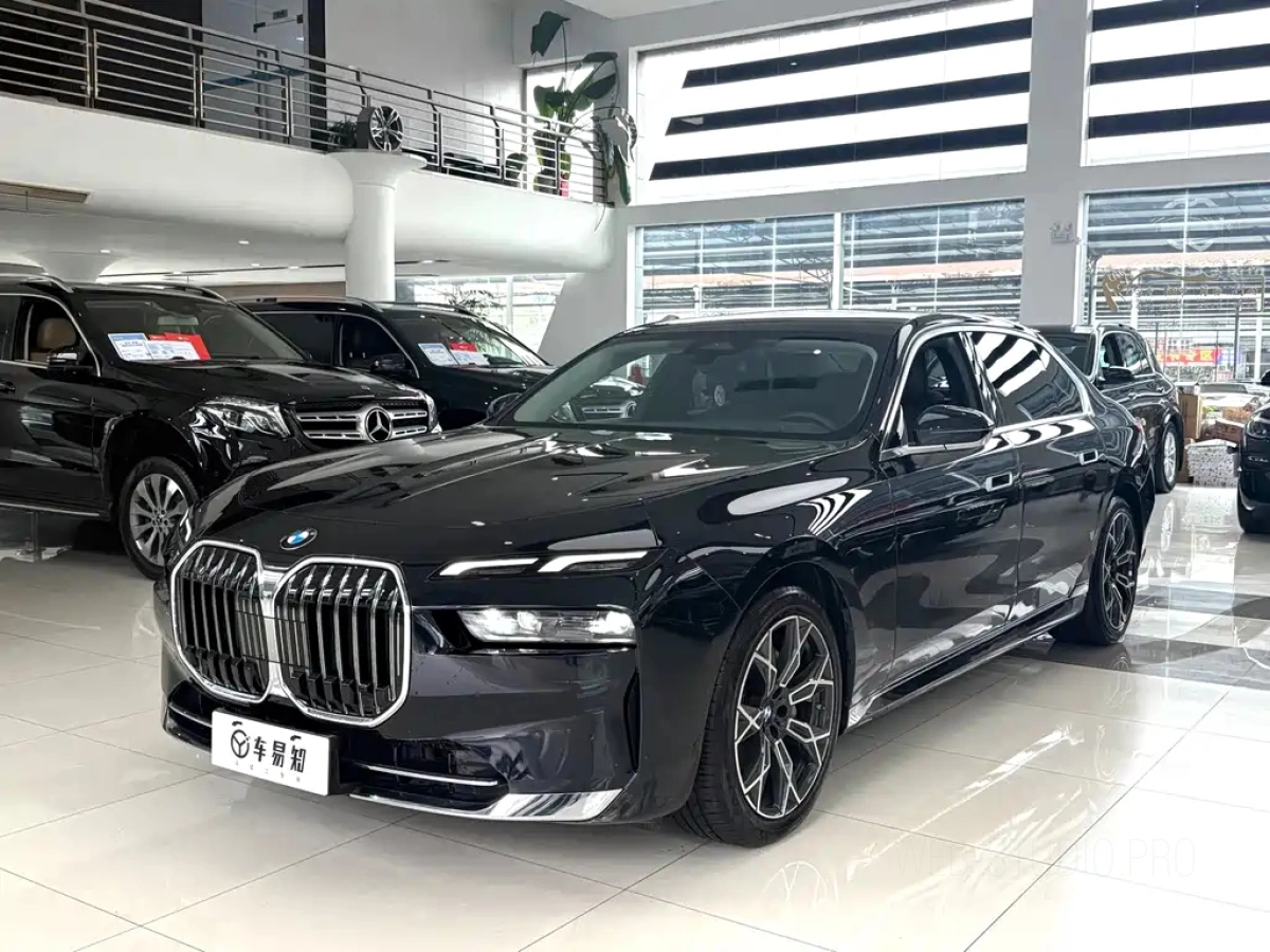 BMW 7-SERIES  2023
