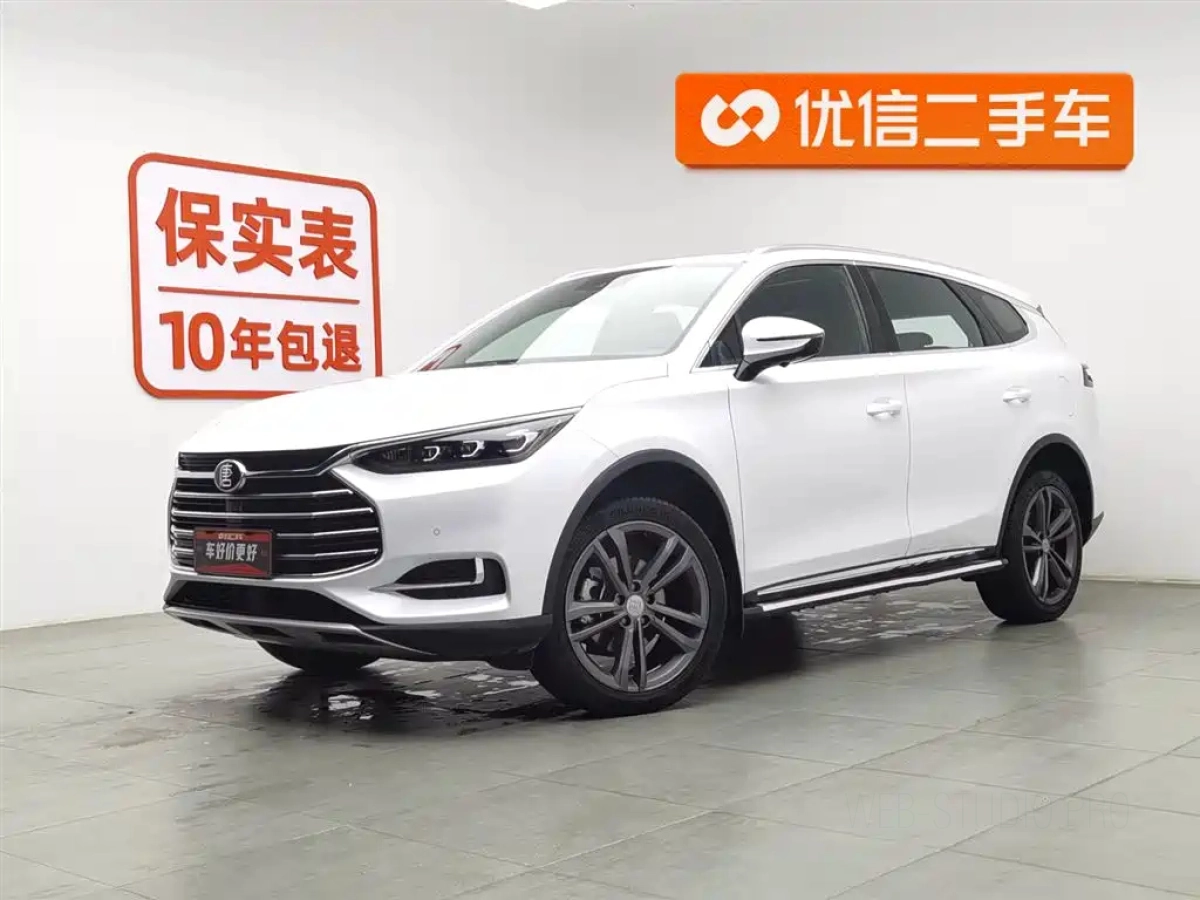 BYD TANG  2021