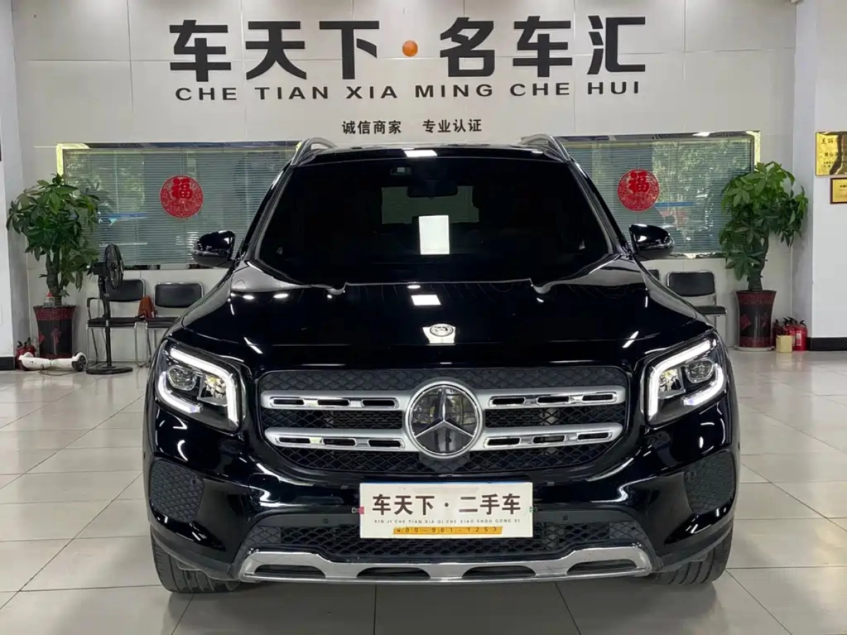 MERCEDES BENZ GLB