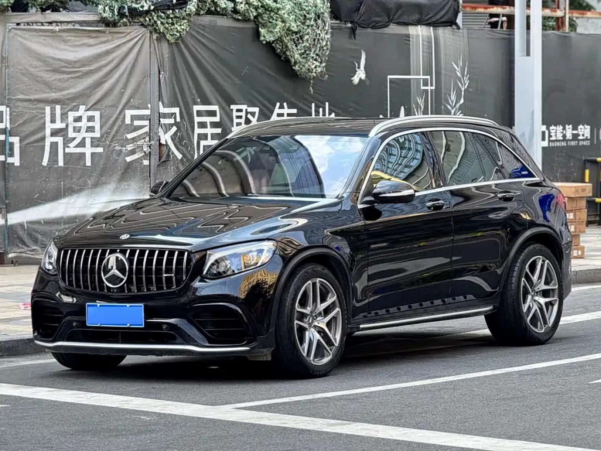 MERCEDES BENZ GLC AMG  2020