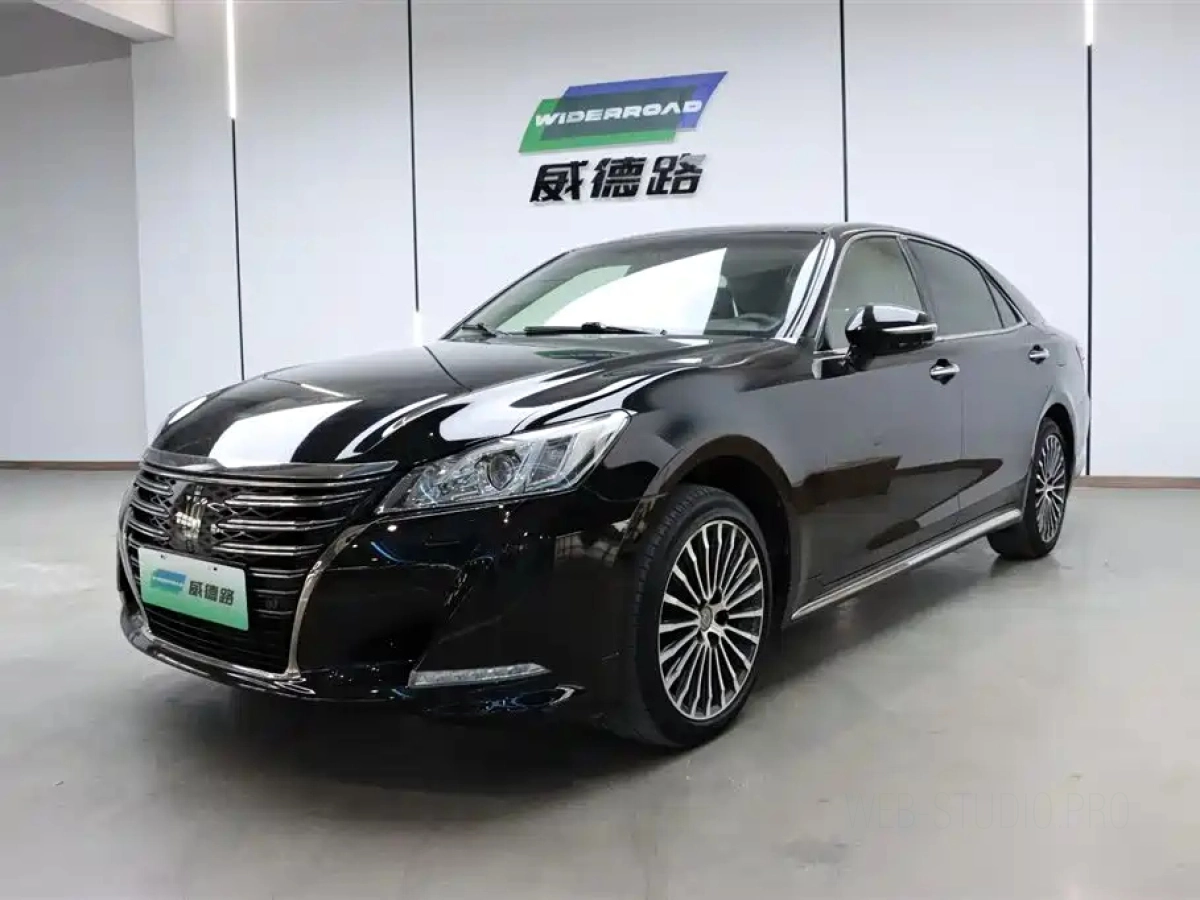 TOYOTA CROWN  2019