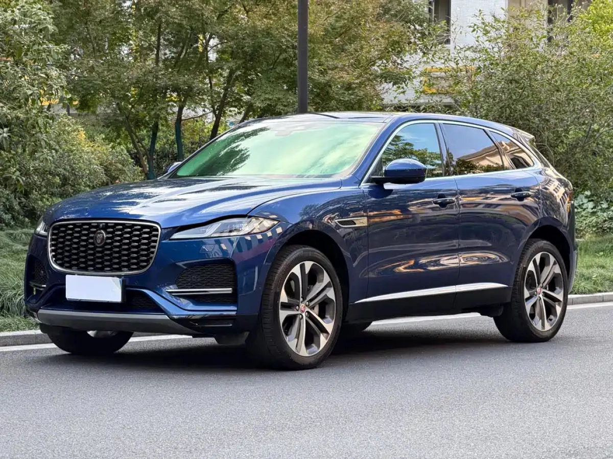 JAGUAR F-PACE