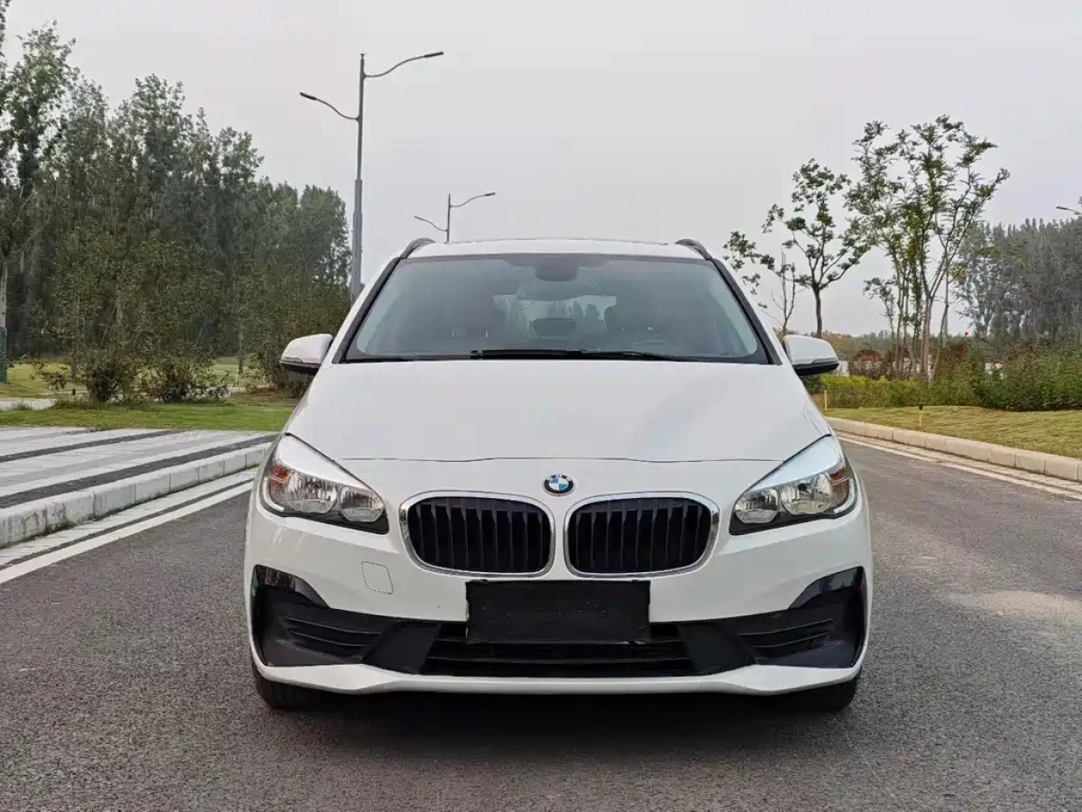 BMW 2-SERIES STATION WAGON