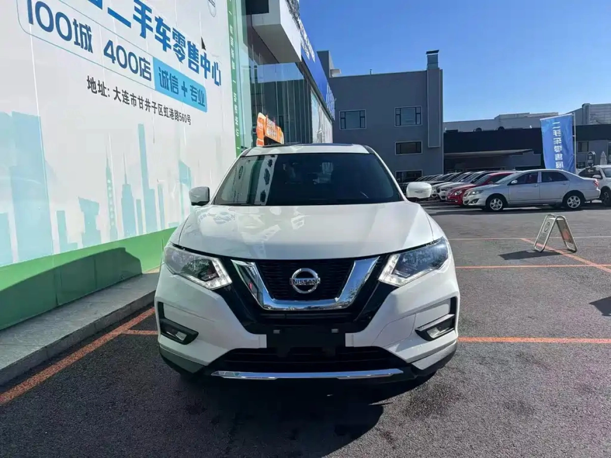 NISSAN X-TRAIL