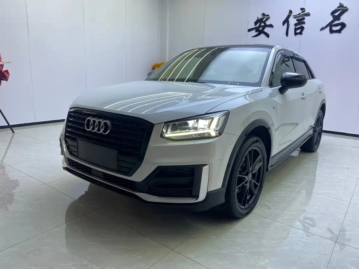 AUDI Q2L