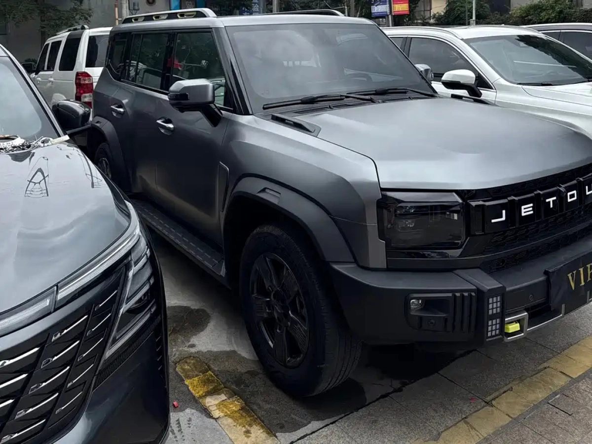 JETOUR TRAVELLER  T2