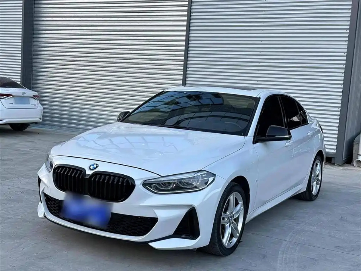 BMW 1-SERIES