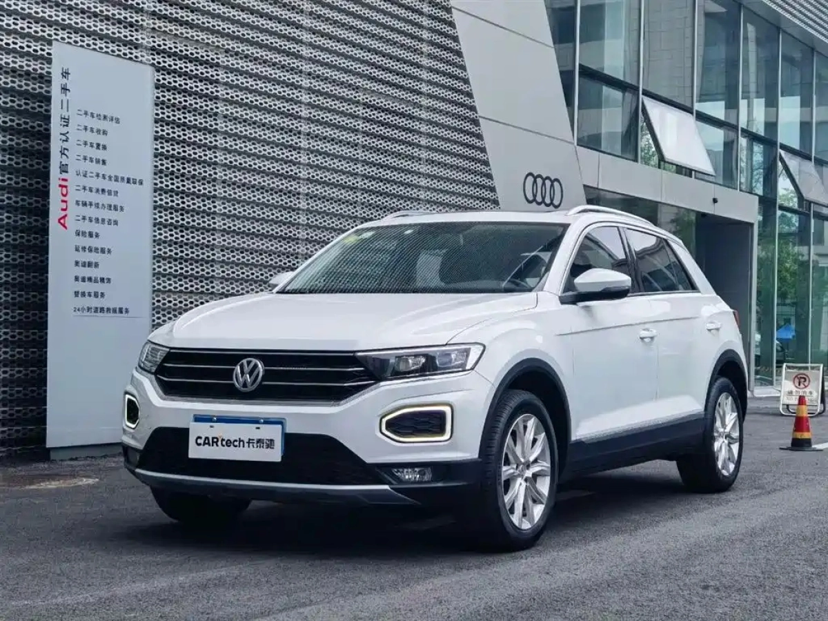 VOLKSWAGEN T-ROC TANGE  2021