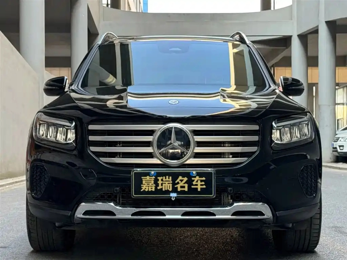MERCEDES BENZ GLB