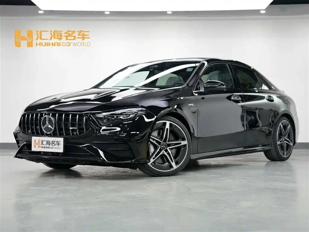 MERCEDES BENZ A-CLASS AMG  2025