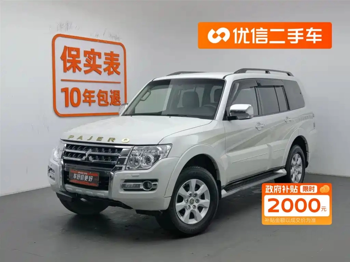 MITSUBISHI PAJERO IMPORT  2020