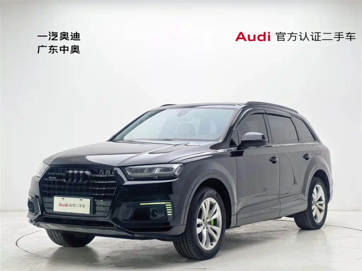 AUDI Q7 NEW ENERGY  2019