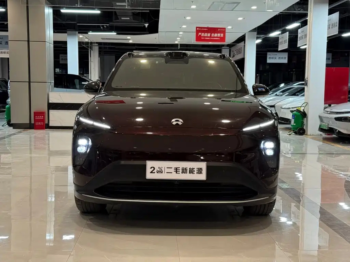 NIO EC7
