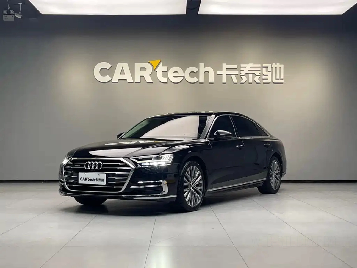AUDI A8  2021