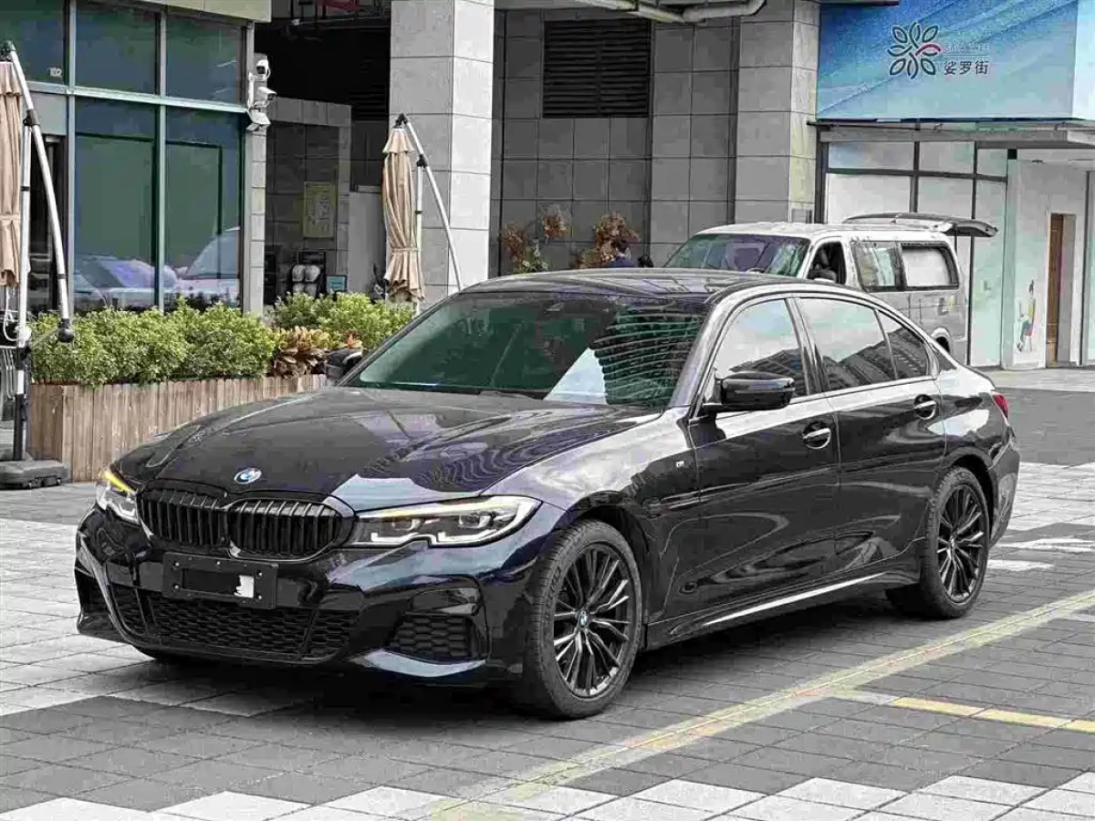 BMW 3-SERIES