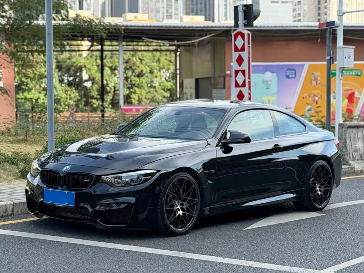 BMW M4  2019