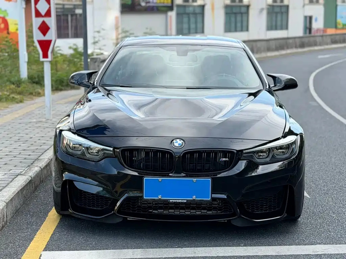 BMW M4