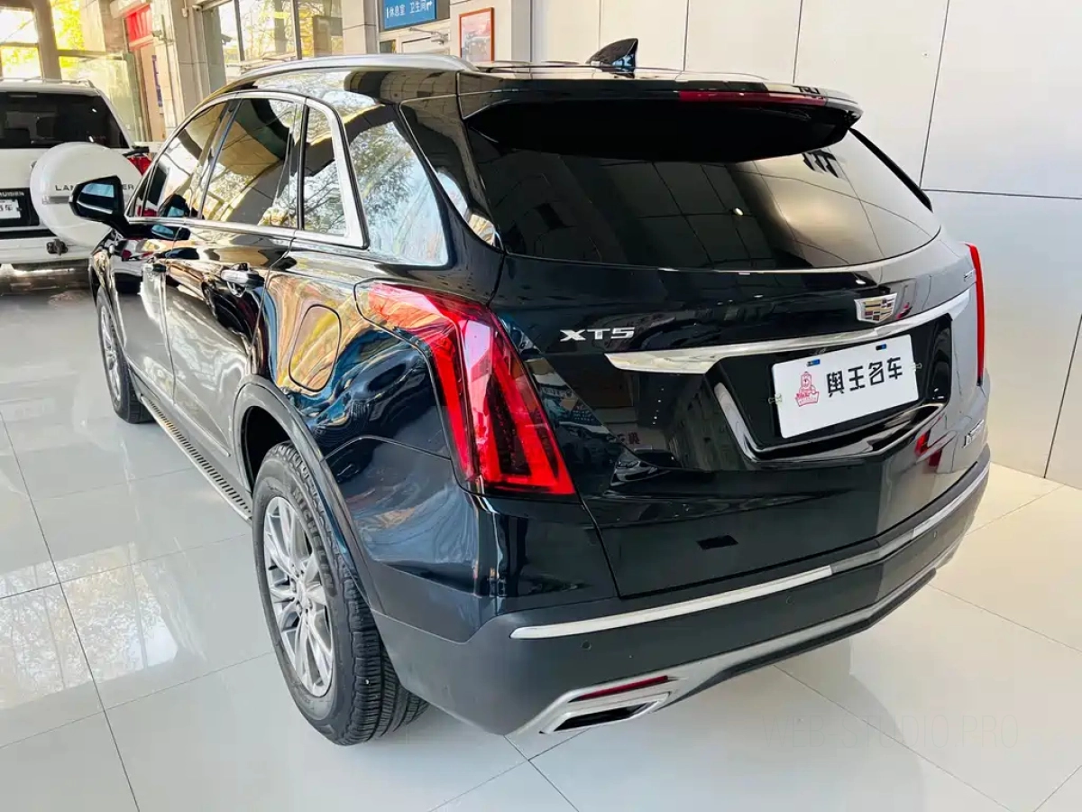 CADILLAC XT5