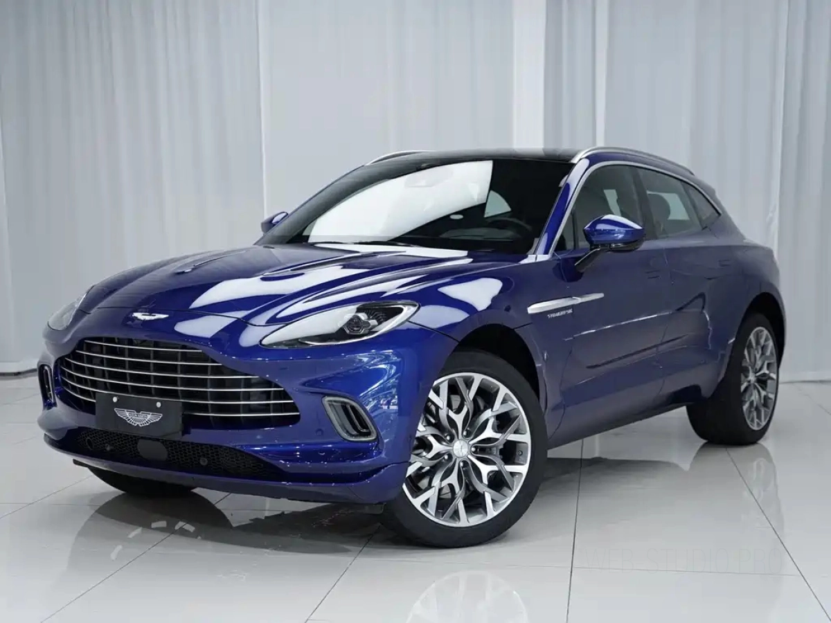 ASTON MARTIN DBX  2023