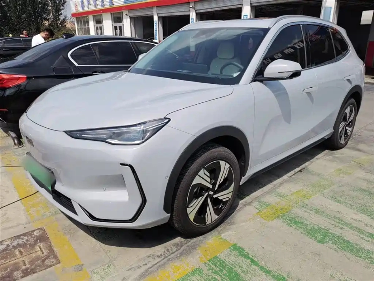 GEELY GALAXY GALAXY E5  2025