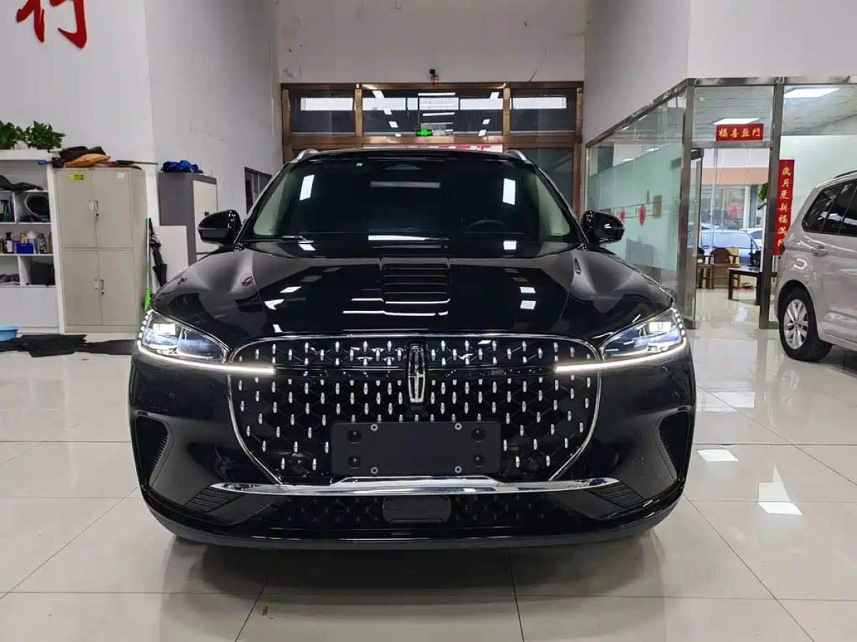 LINCOLN ADVENTURER